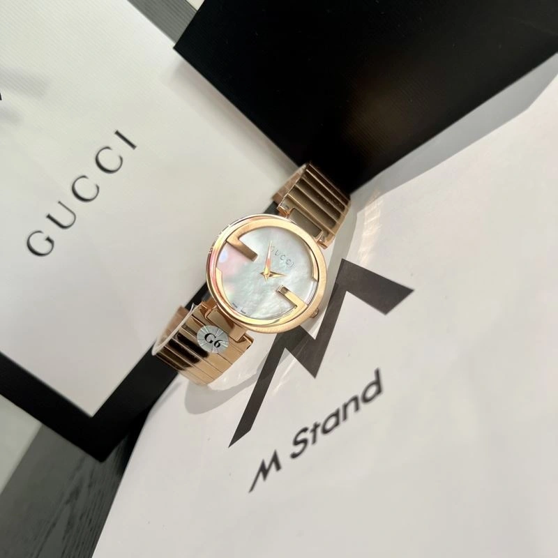 GUCCI Watches Comfortable 183142