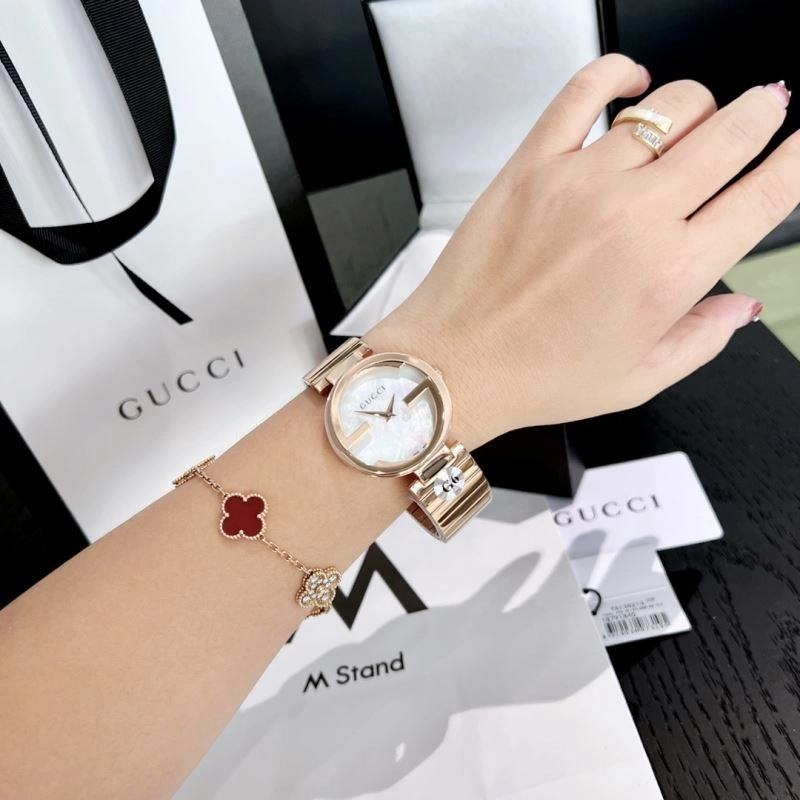 GUCCI Watches Comfortable 183142