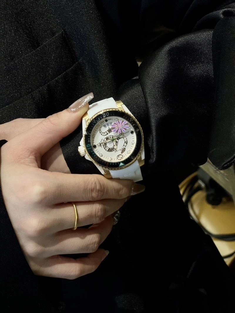 GUCCI Watches Lightweight 183121
