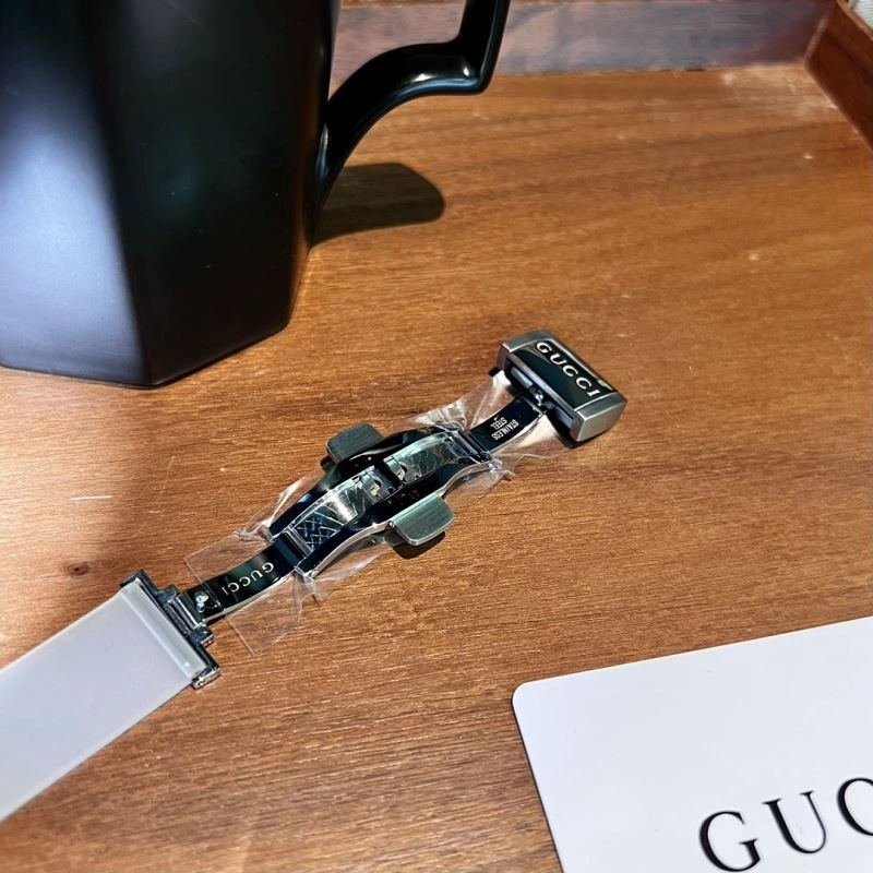 GUCCI Watches TravelReady 183120
