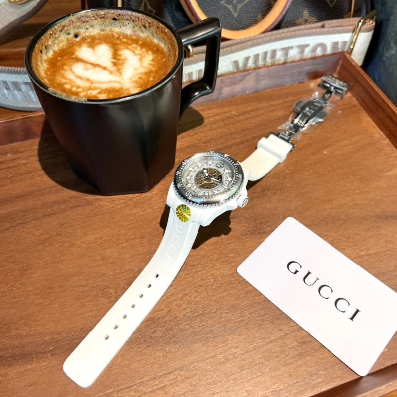 GUCCI Watches Comfortable 183119