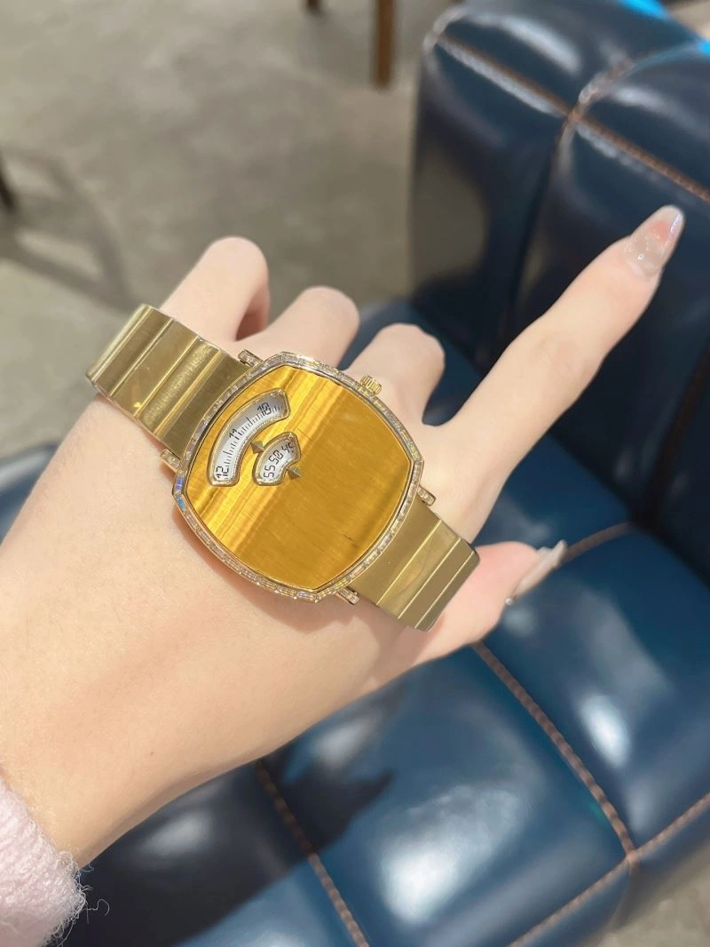 GUCCI Watches Durable 183098