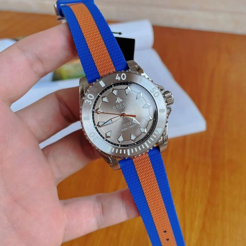 GUCCI Watches Functional 183107