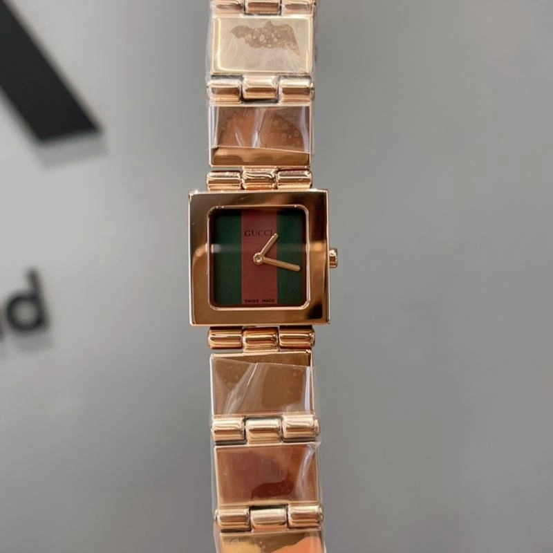 Contemporary GUCCI Watches 183111