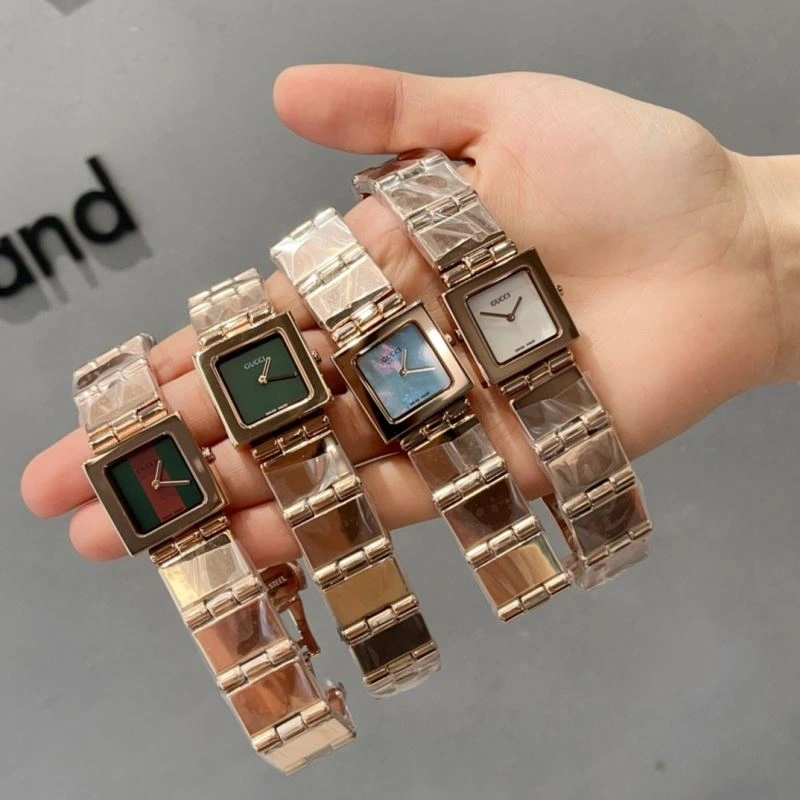 Contemporary GUCCI Watches 183111