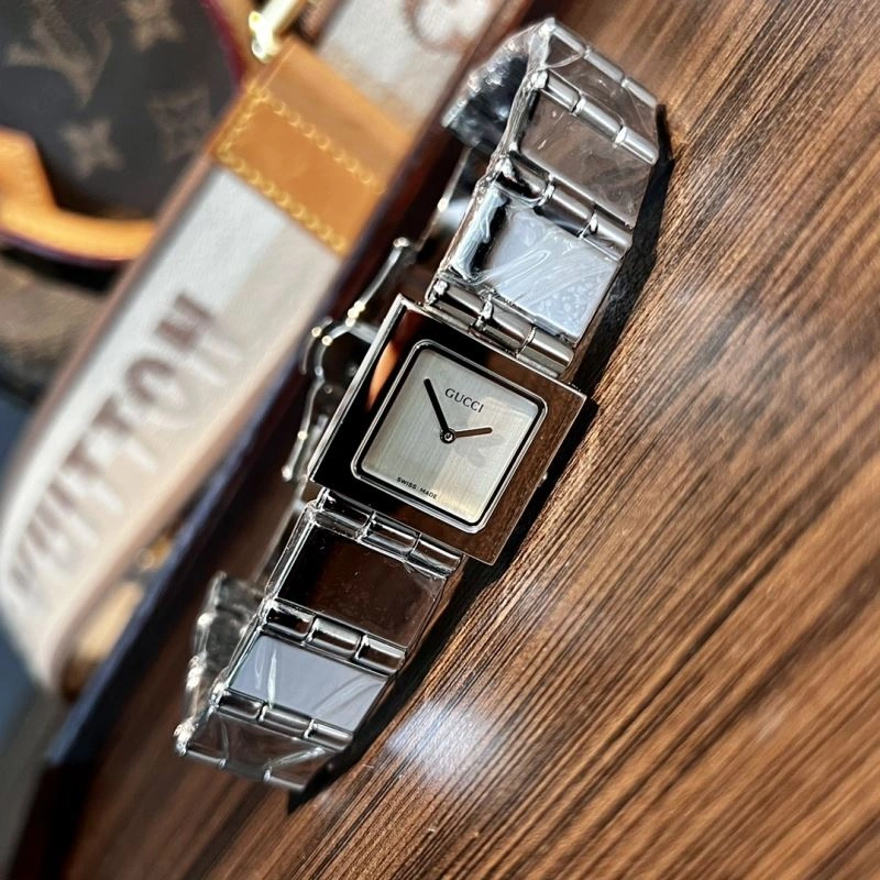 FashionForward GUCCI Watches 183101
