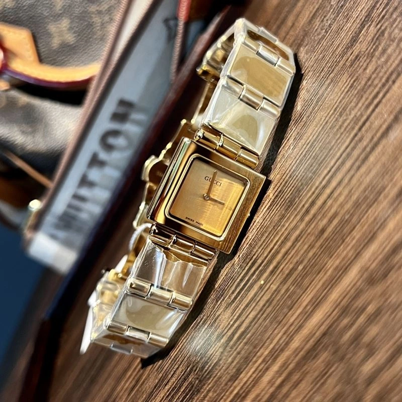 GUCCI Watches Soft 183092