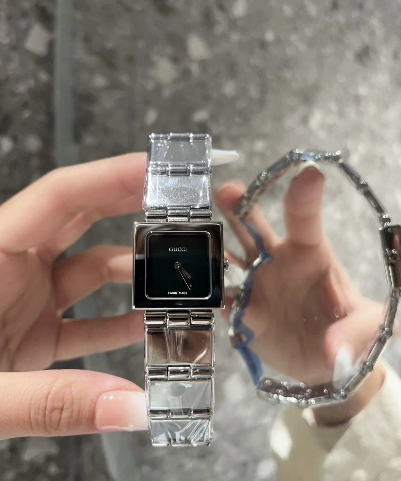 GUCCI Watches Tailored 183086