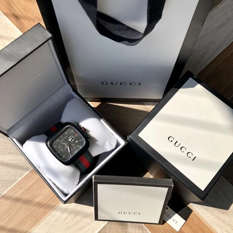 Sporty GUCCI Watches 182704