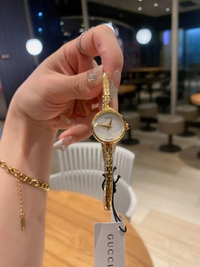 GUCCI Watches ModernLook 183068