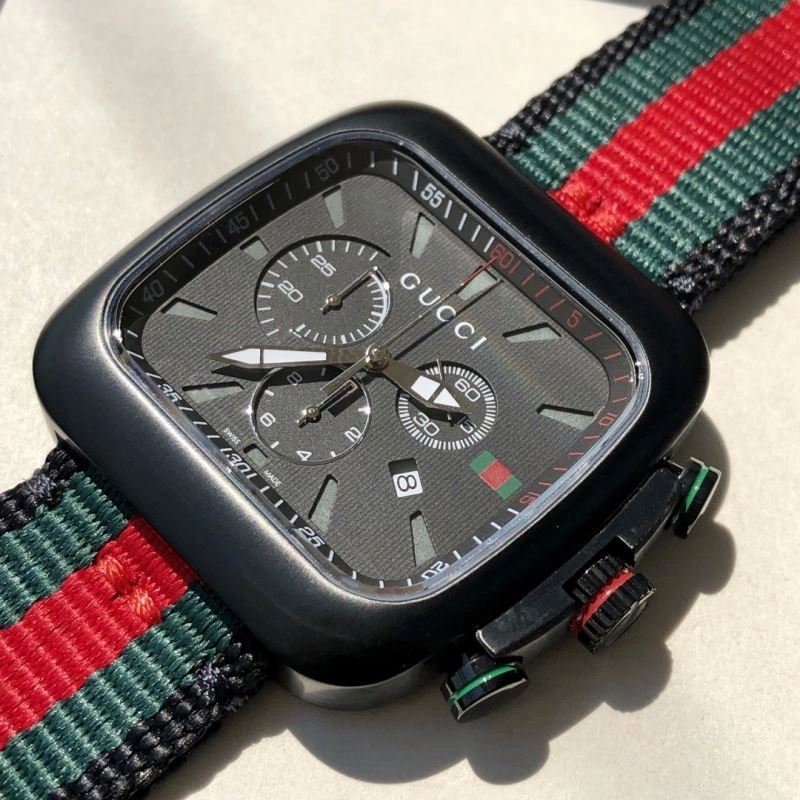 Contemporary GUCCI Watches 182968