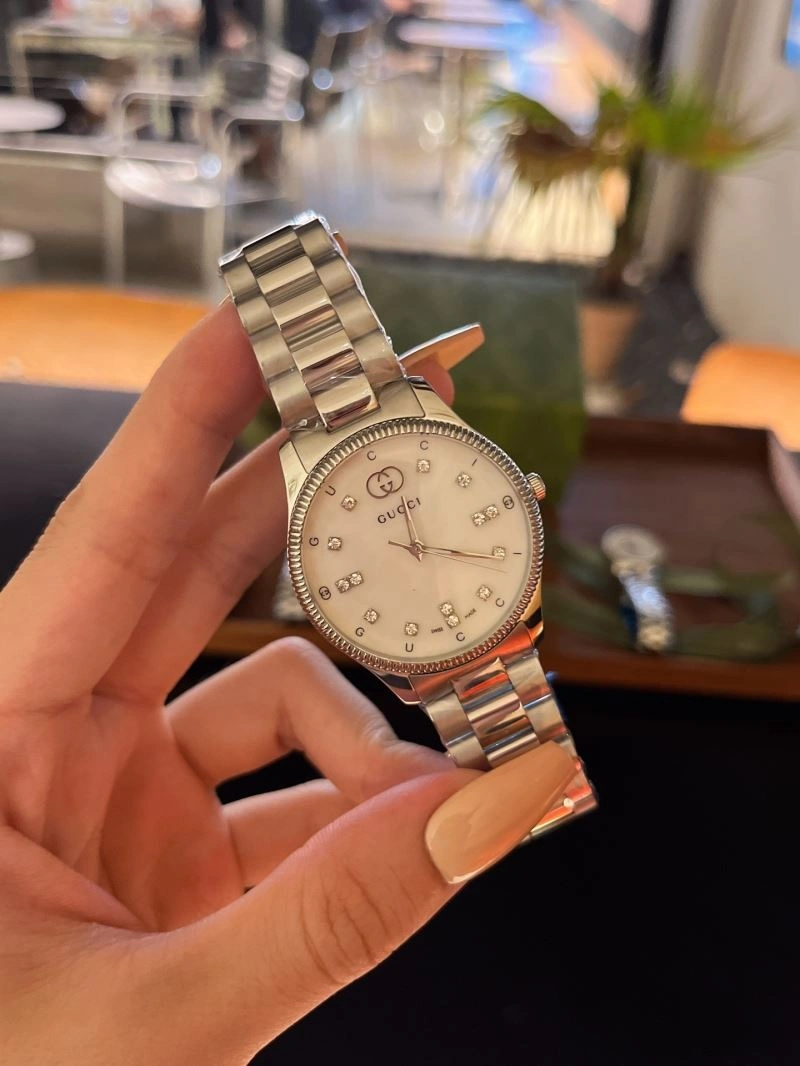 Trendsetting GUCCI Watches 182980