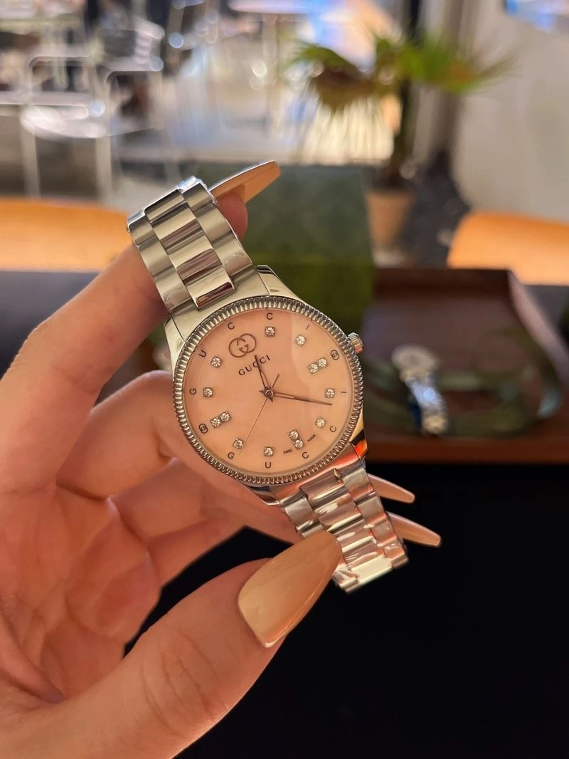 Trendsetting GUCCI Watches 182980