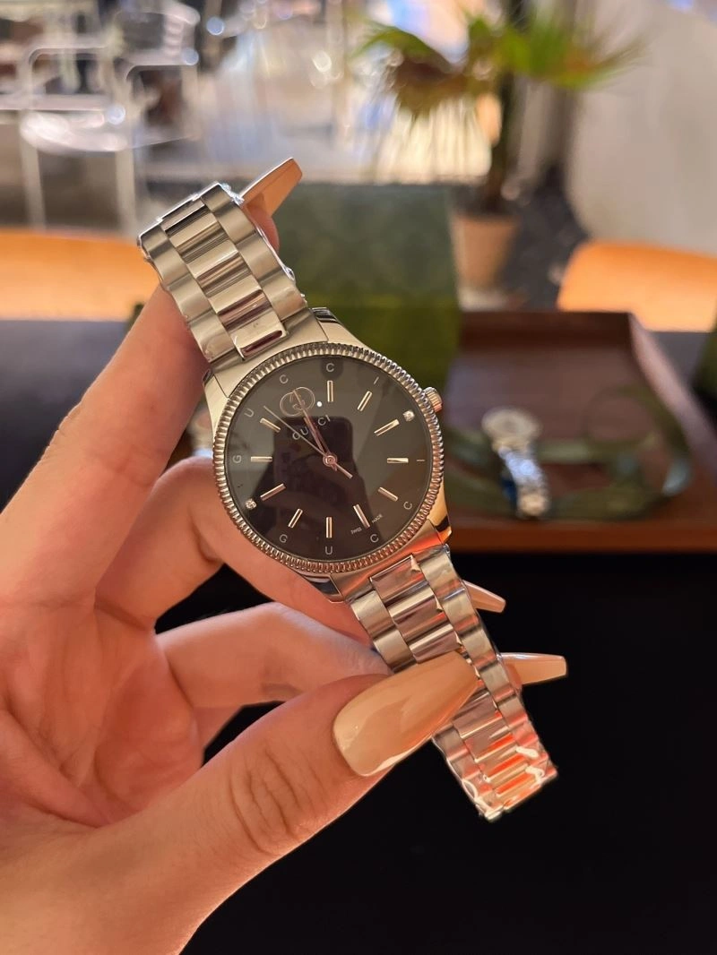 Trendsetting GUCCI Watches 182980