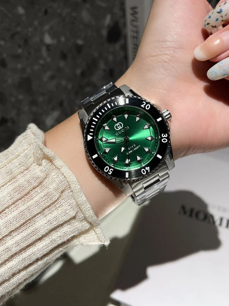 Unique GUCCI Watches 182953