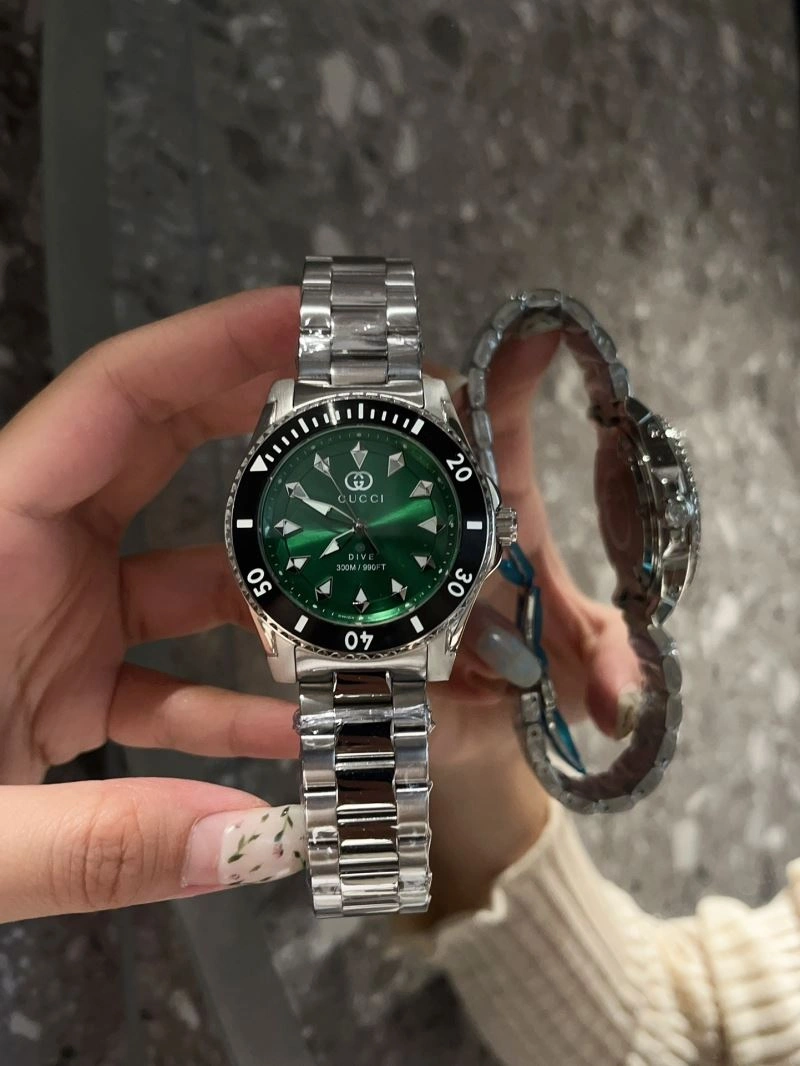 Unique GUCCI Watches 182953