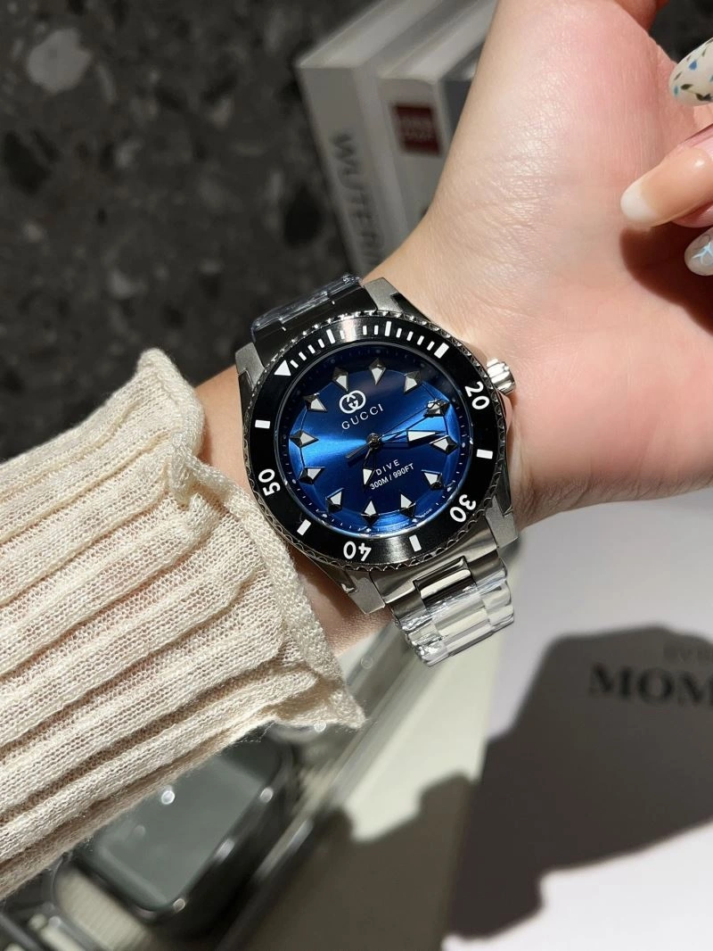 Unique GUCCI Watches 182953