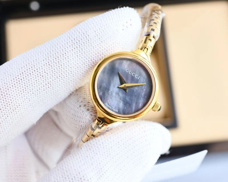 GUCCI Watches ZipUp 182944