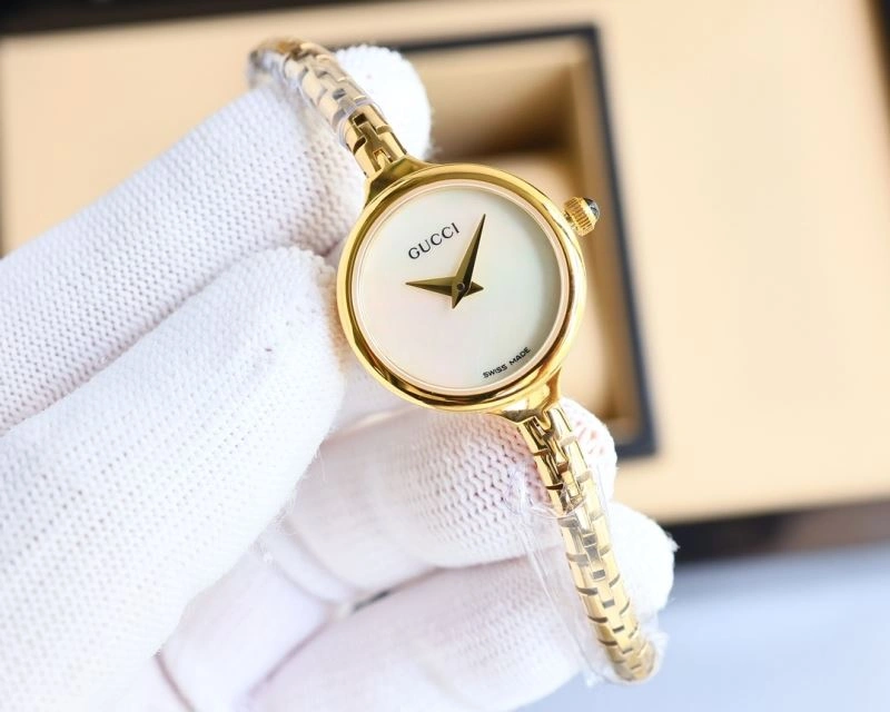GUCCI Watches ZipUp 182944
