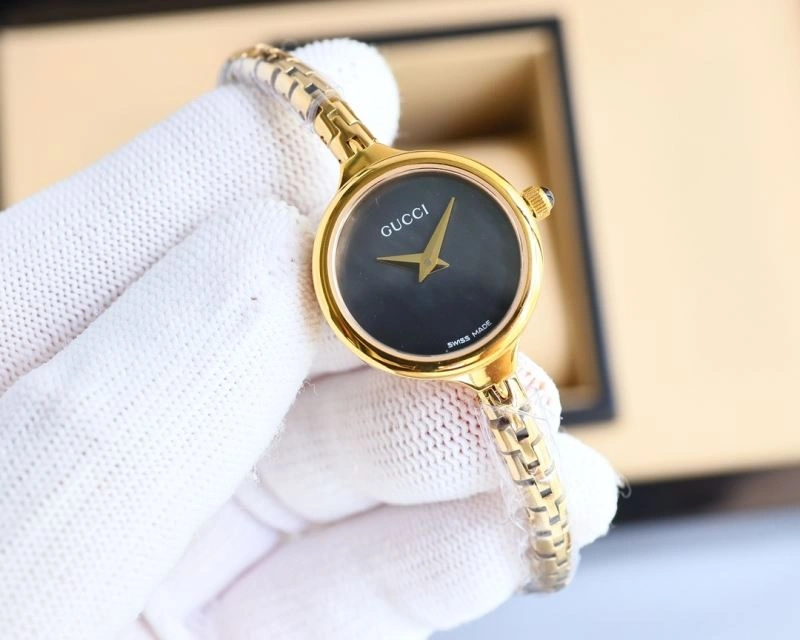 GUCCI Watches ZipUp 182944