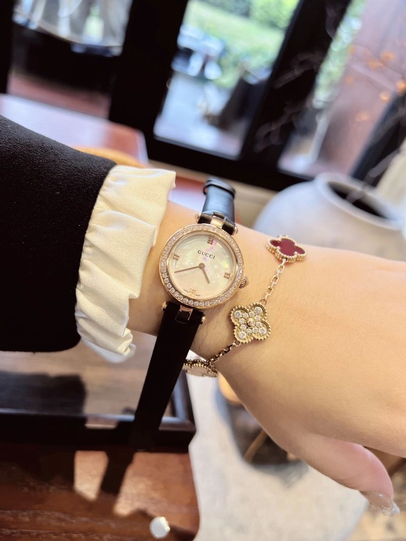 NewStyle GUCCI Watches 182921