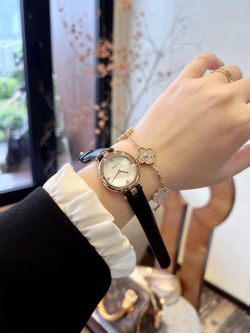 NewStyle GUCCI Watches 182921