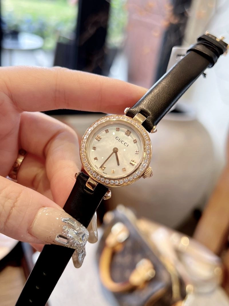 Reliable GUCCI Watches 182915
