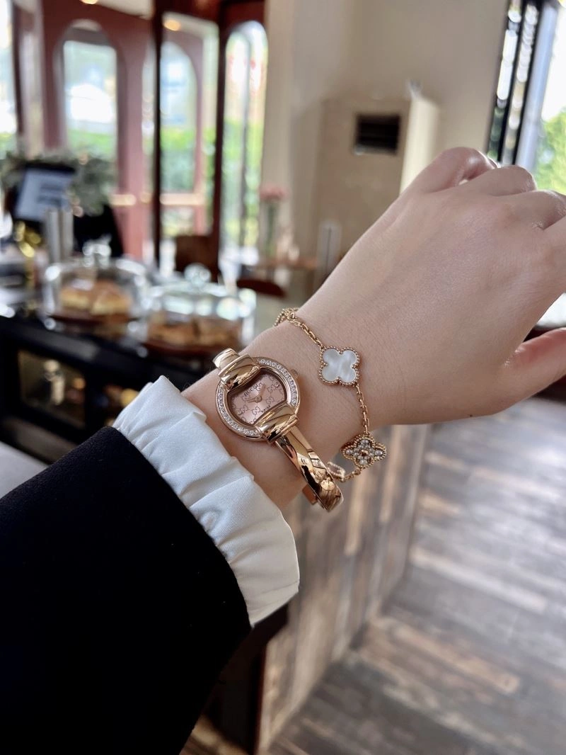 GoodFit GUCCI Watches 182919