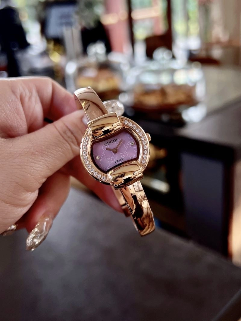 GUCCI Watches TopPick 182937