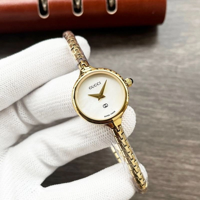 GUCCI Watches UrbanStyle 182941