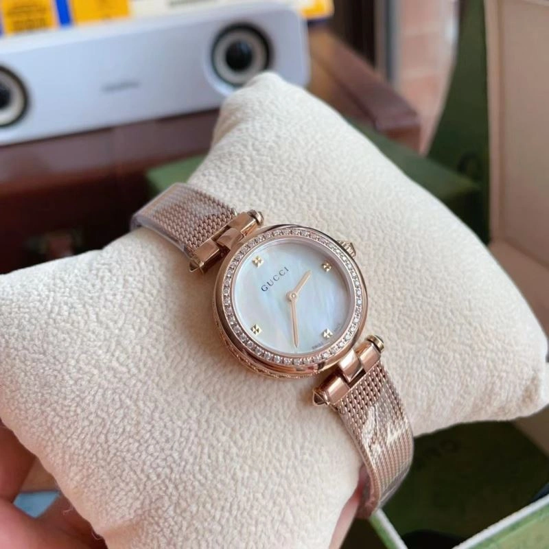 Lightweight GUCCI Watches 182929