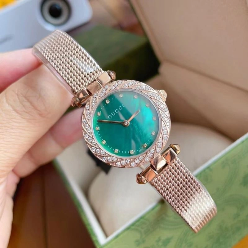 RelaxedFit GUCCI Watches 182930