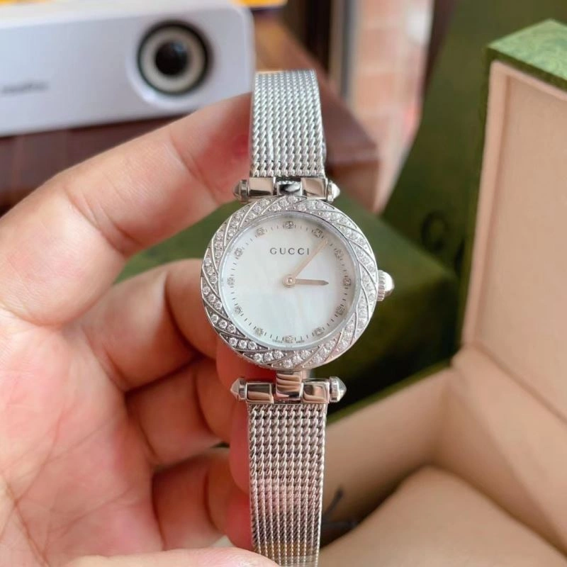 FlexibleFit GUCCI Watches 182938