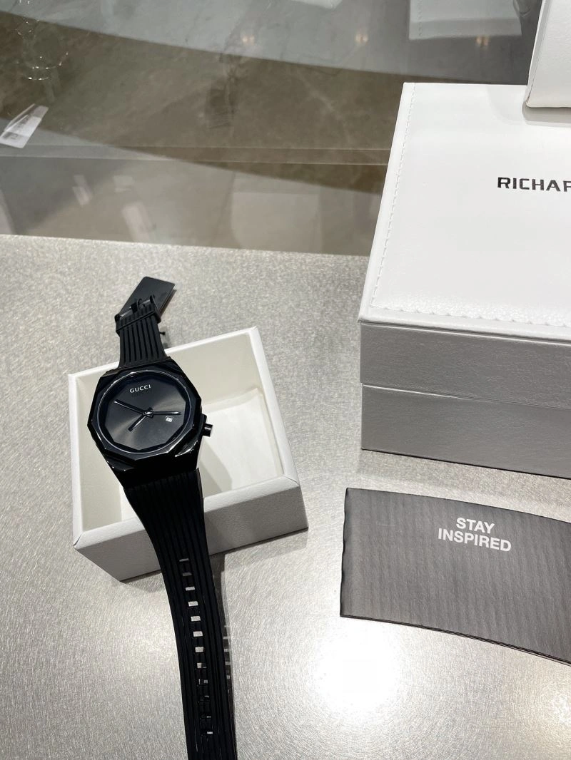GUCCI Watches Chic 182918