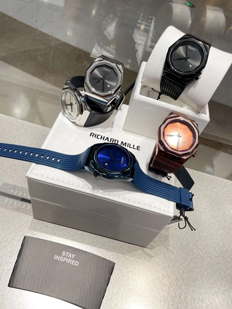 GUCCI Watches Chic 182918