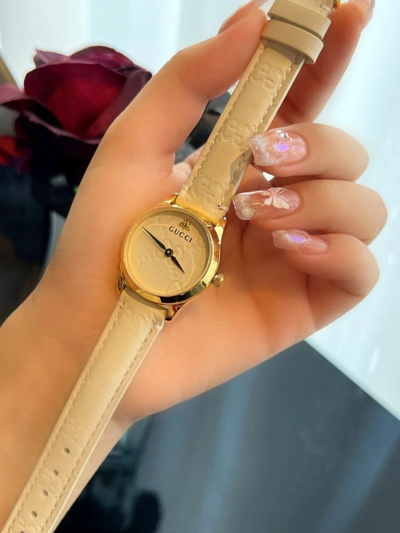 GUCCI Watches Unique 182907