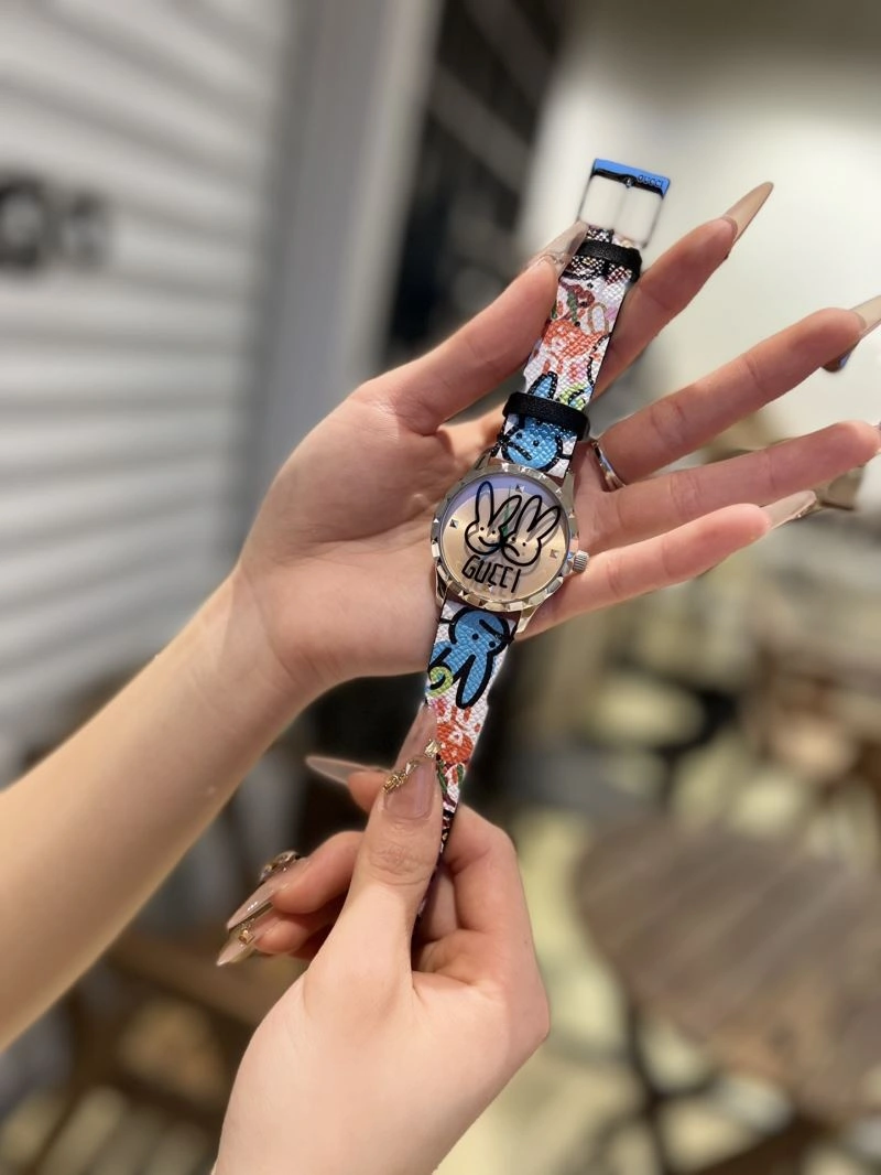 GUCCI Watches TimelessDesign 182905
