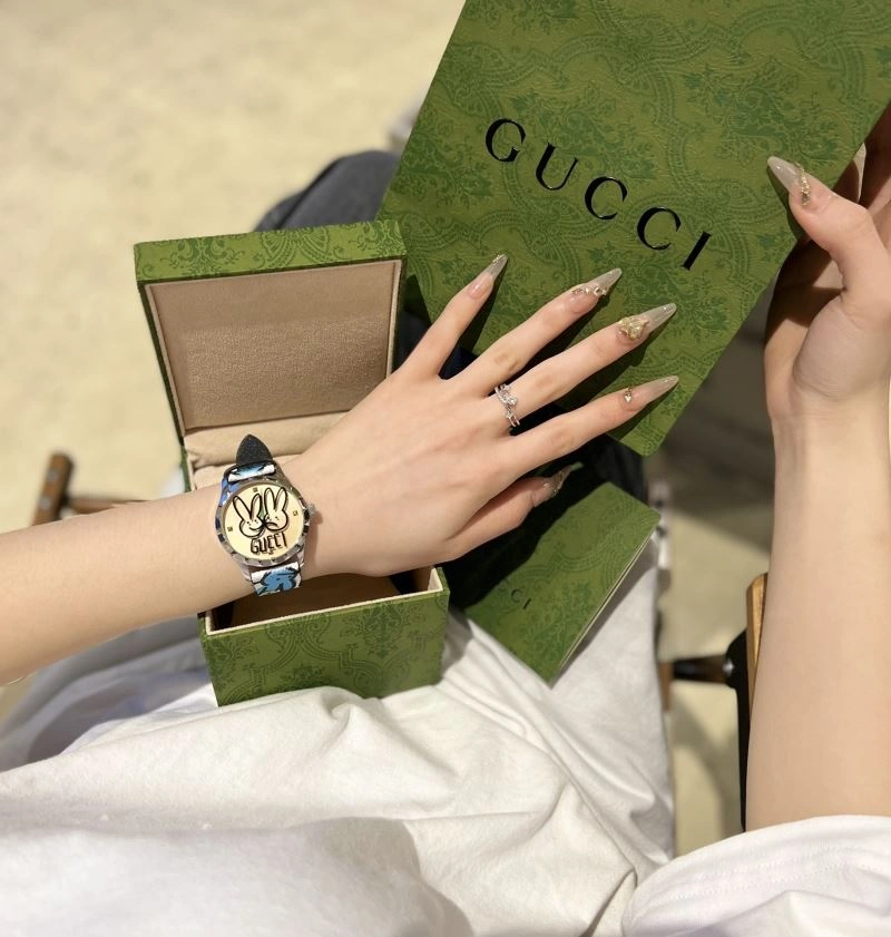GUCCI Watches TimelessDesign 182905