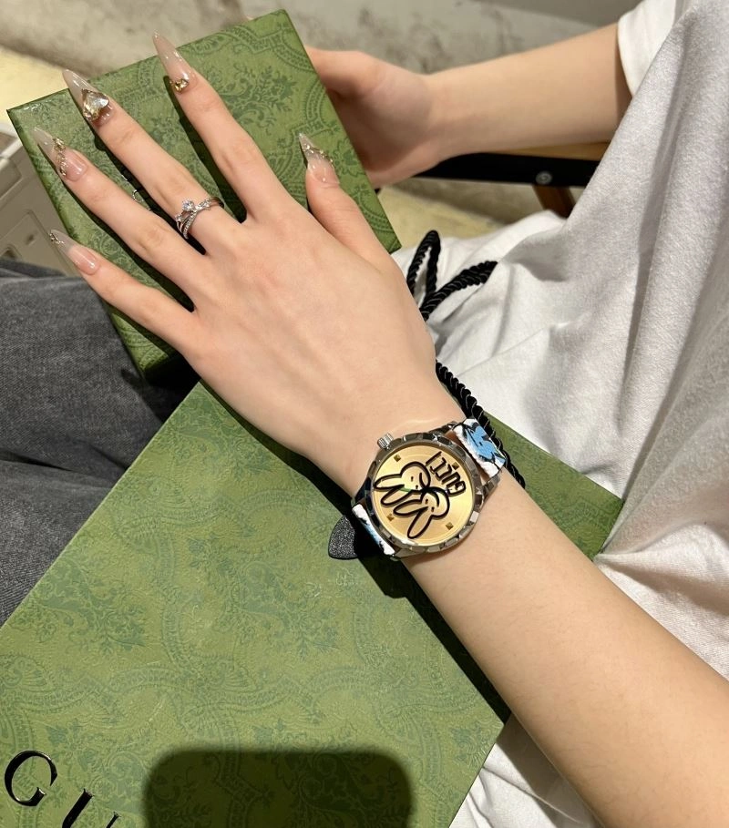 GUCCI Watches TimelessDesign 182905