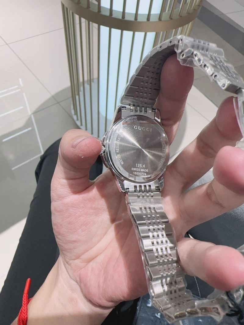 Vibrant GUCCI Watches 182900