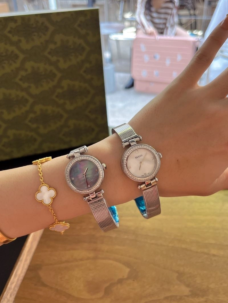 GUCCI Watches Affordable 182885