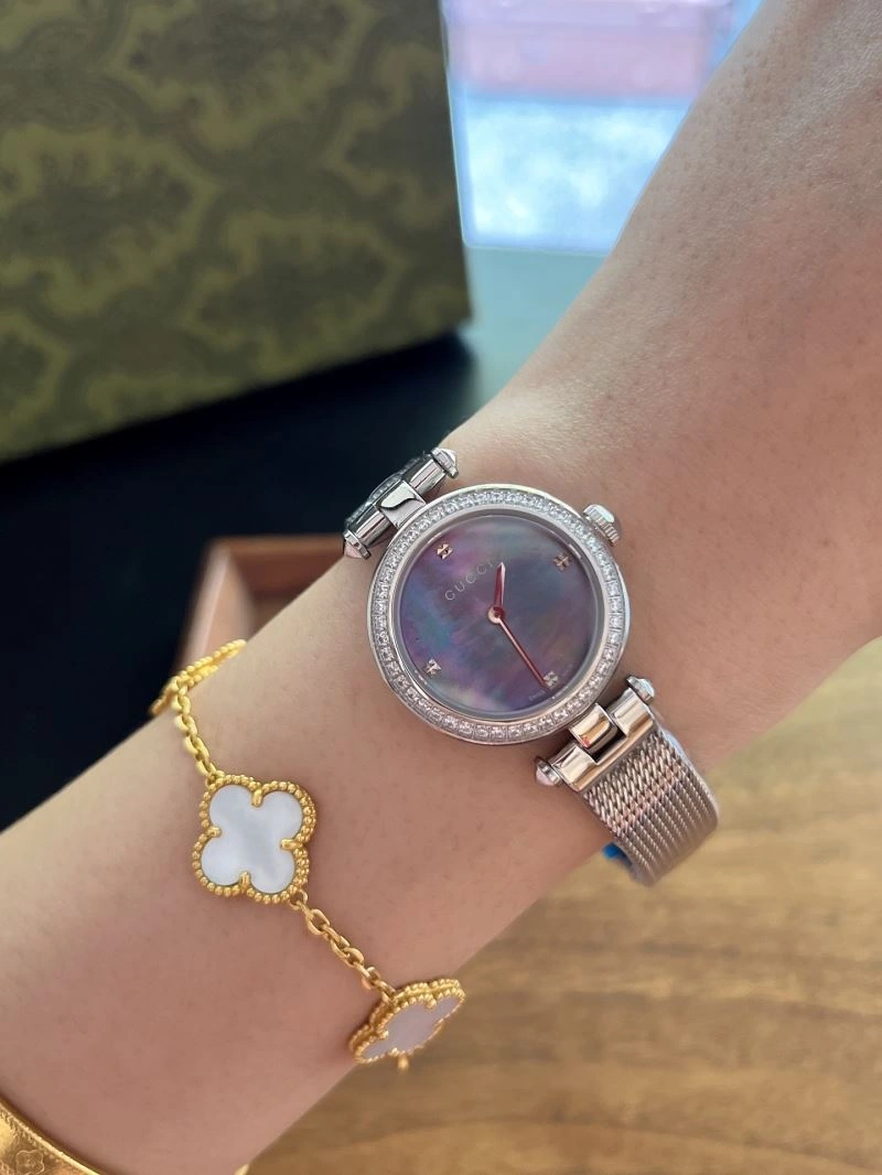 GUCCI Watches Affordable 182885