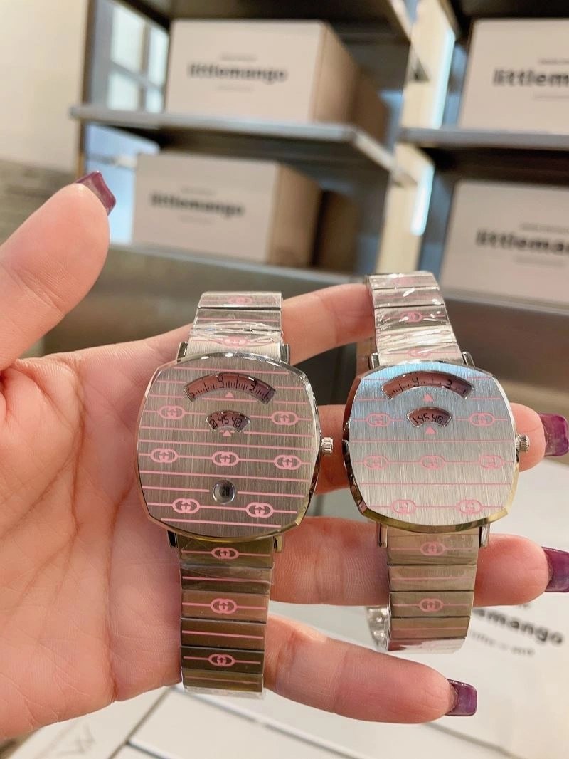 GUCCI Watches FashionForward 182875