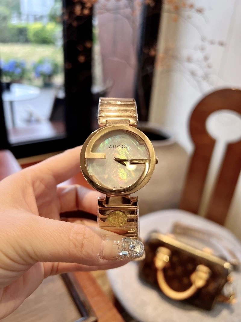 WellDesigned GUCCI Watches 182888