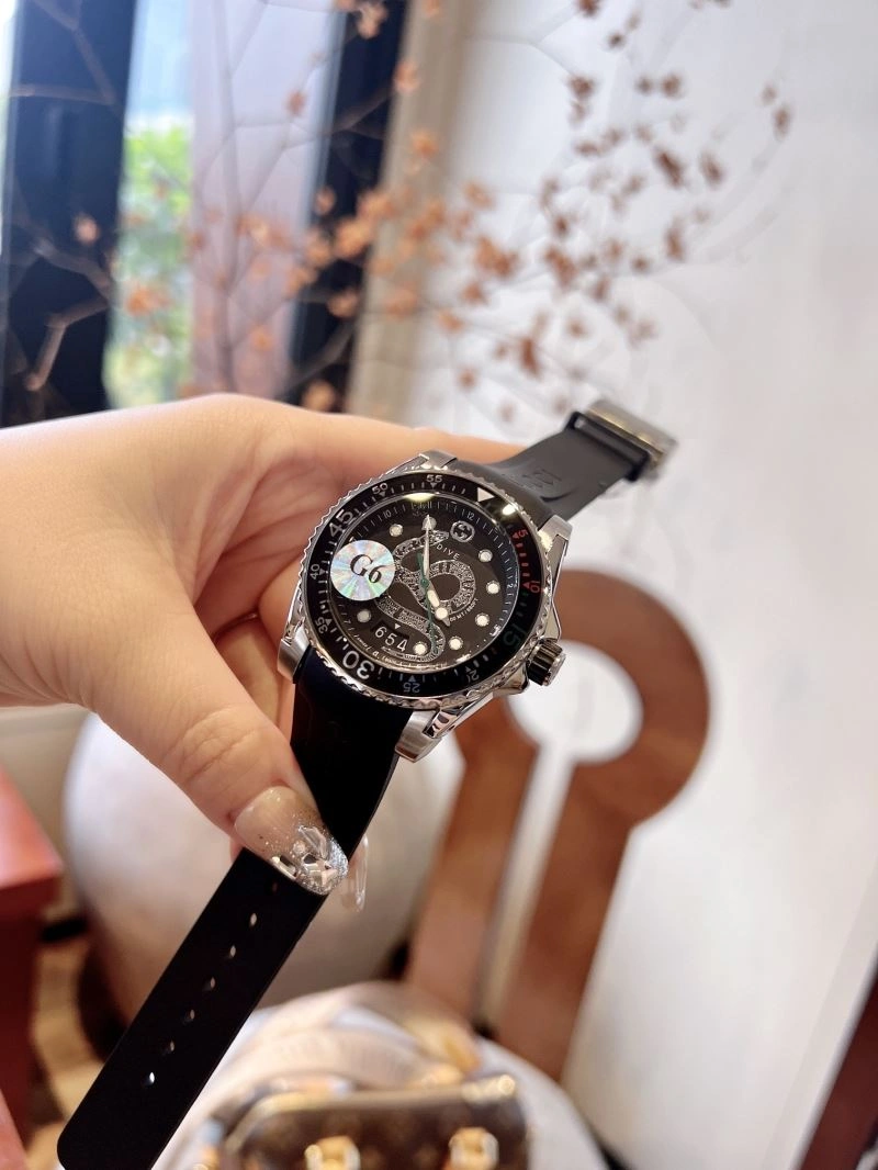 GUCCI Watches Neat 182896
