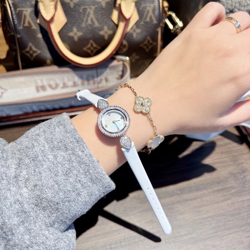 HighQuality GUCCI Watches 182871