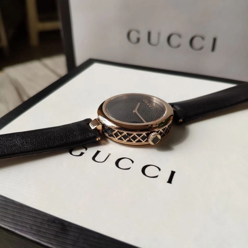 Youthful GUCCI Watches 182861