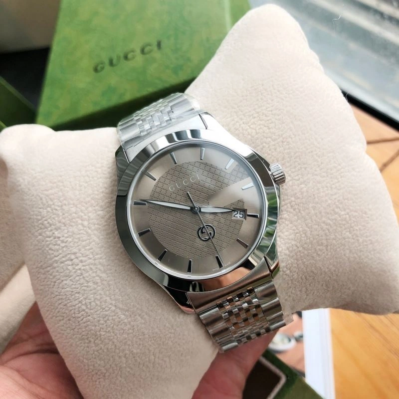 Seasonal GUCCI Watches 182836