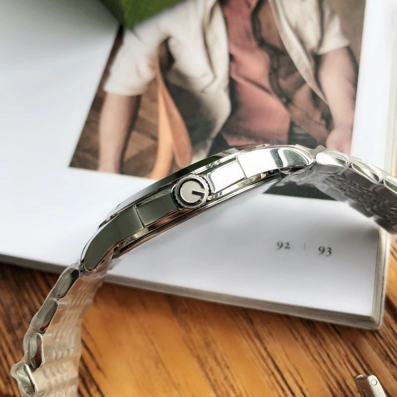Seasonal GUCCI Watches 182836
