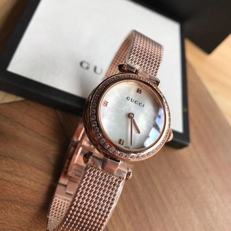 GUCCI Watches TimelessDesign 182828